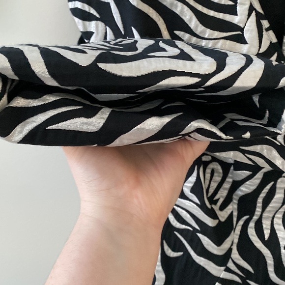 Arden B Black and Silver Rose Jacket - Picture 3 of 6